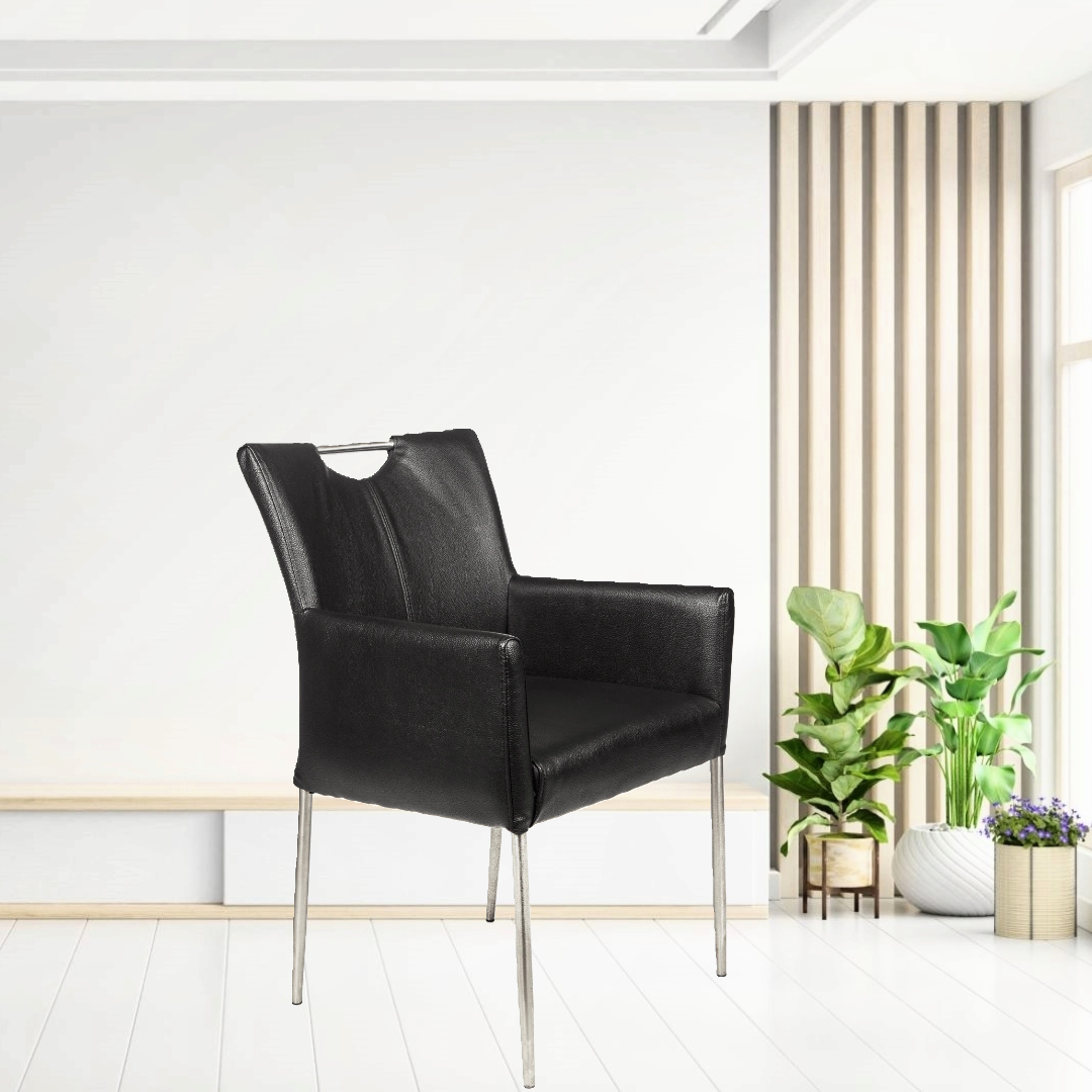 Spisebordsstol model E-40D-A sort.