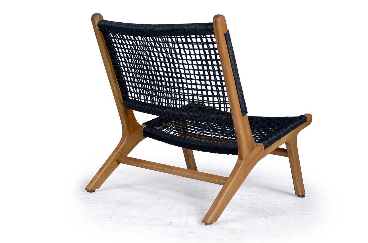 Hundevad Alberte i træ med sort flet.